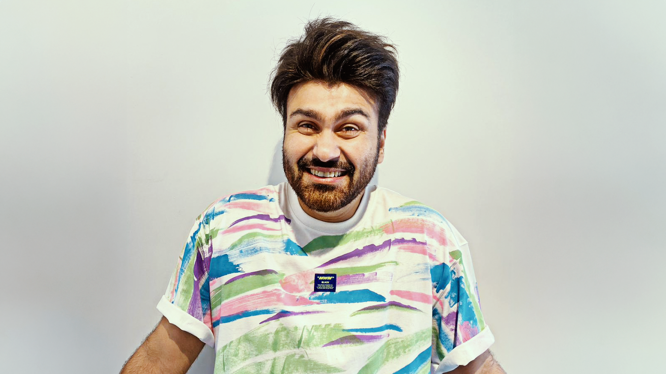 Aarya Babbar, Seasonal Actor, Standup Comedy